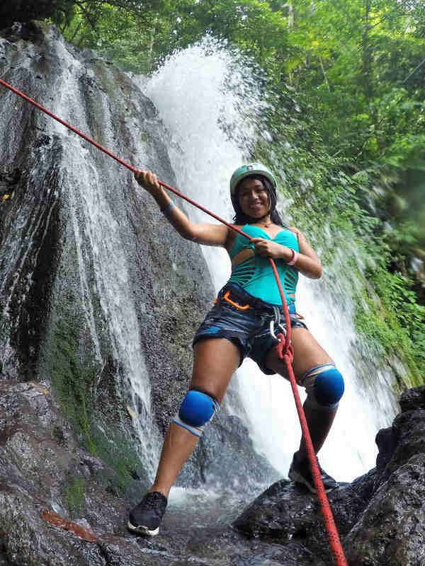 Escalada Catarata de Honolulu Tingo María