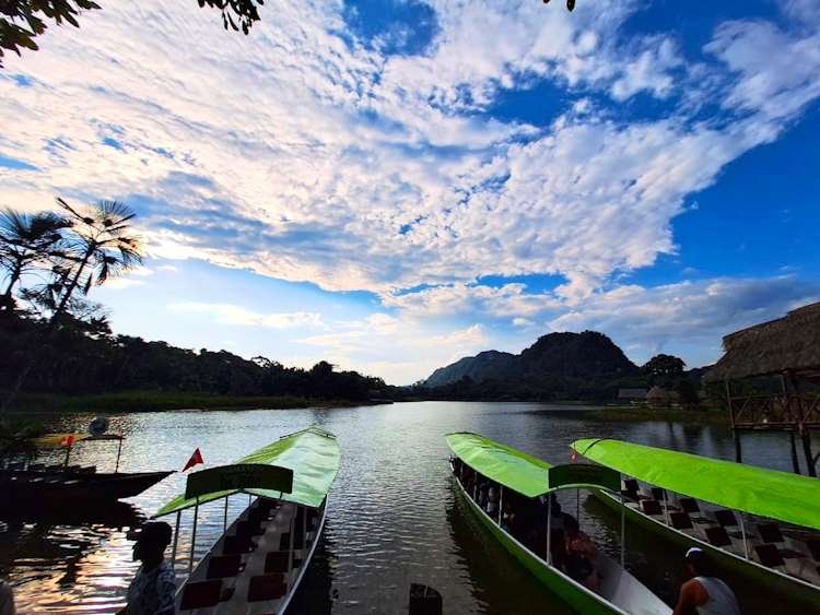 Laguna Milagros con tours Tingo María selva