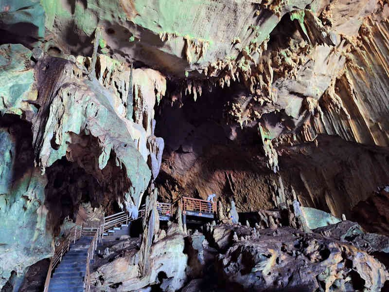 Cueva de las Lechuzas del Parque Nacional Tingo María