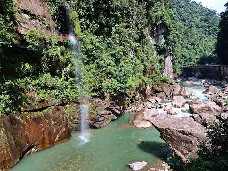 Boquerón del Padre Abad Ucayali