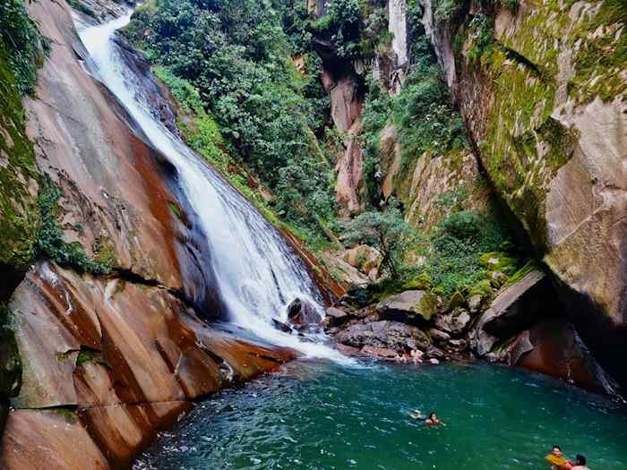 Paquetes Turísticos de Tingo María al Velo de la Novia de Ucayali