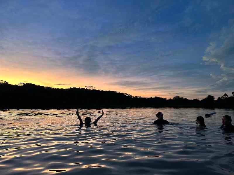 Tours Full Day Catarata Santa Carmen y Laguna de los Milagros de Tingo María