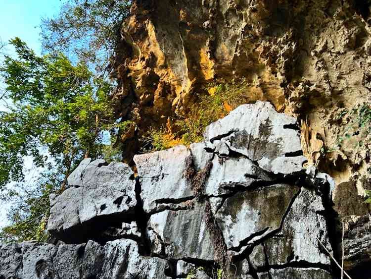 Caprichos naturales de la Cueva de las Lechuzas