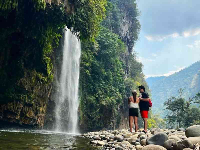 Tours Rio Derrepente en Tingo María, la Ruta del Paraíso de la selva