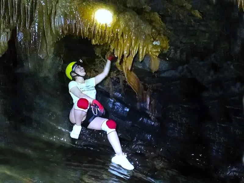 En la Gruta del Manto Sagrado de Huayna Cápac