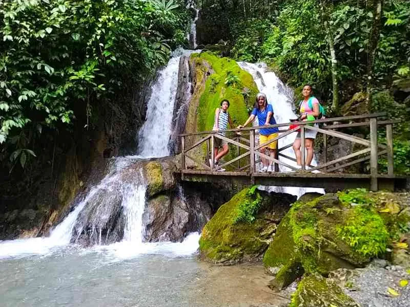 Catarata de Honolulu, la primera cascadas