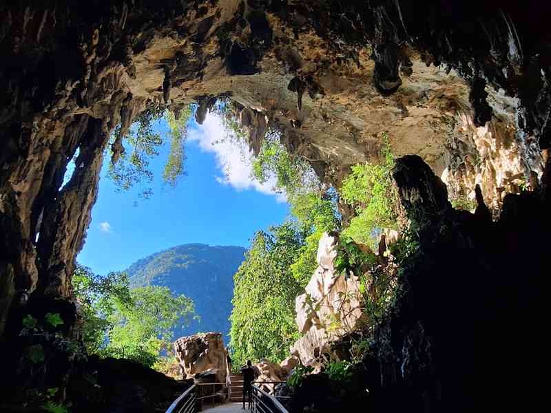 Cueva de las Lechuzas del Parque Nacional Tingo María